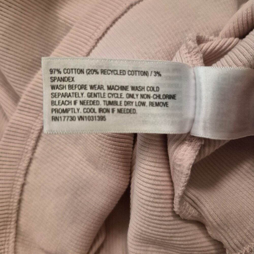 Pink Ribbed Tank Top - Picture 5 of 6
